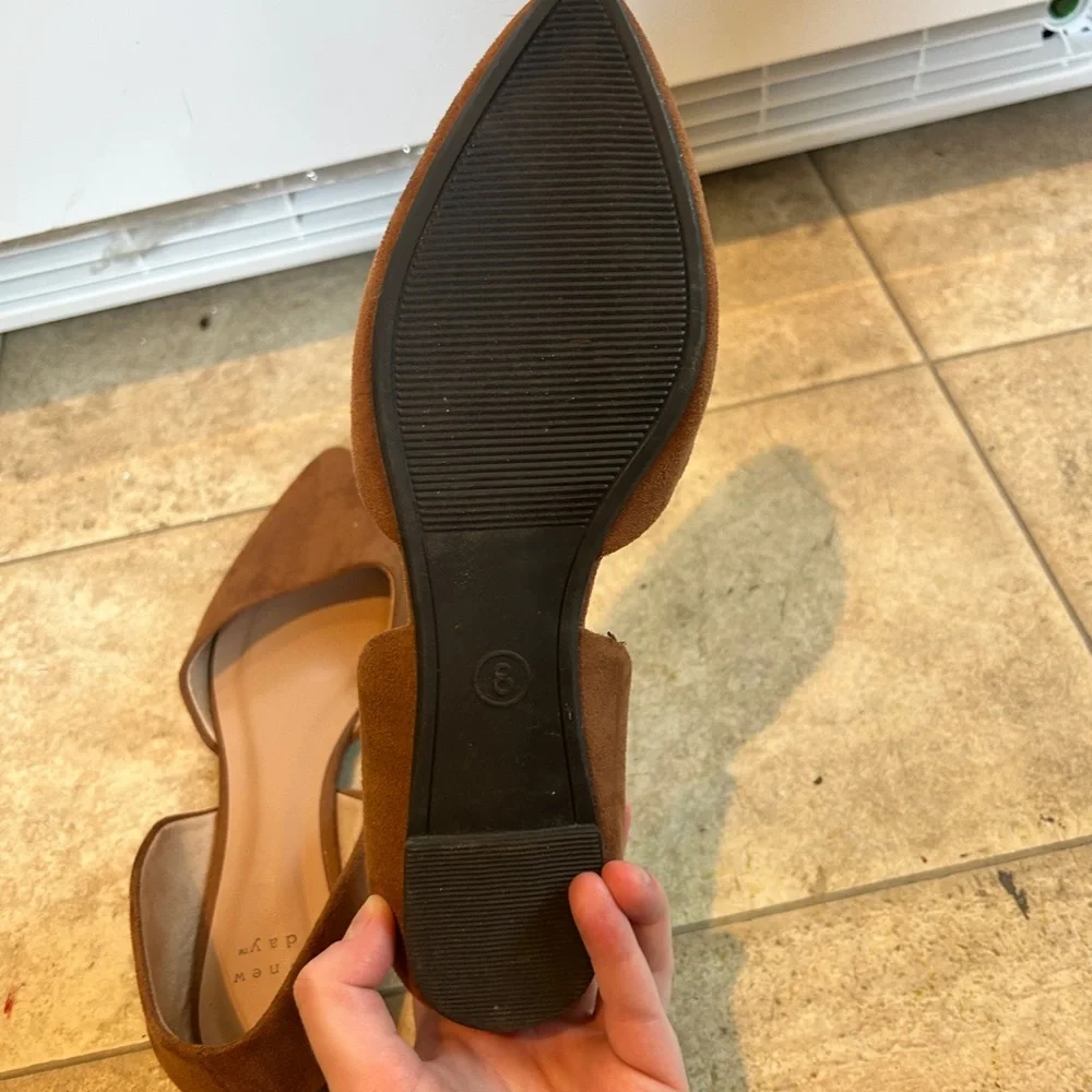 Women's Brown D'Orsay Flats - Picture 4 of 4